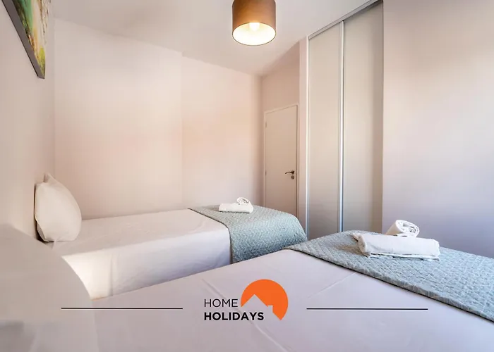 #164 Saradel 42 By Holidays * Albufeira